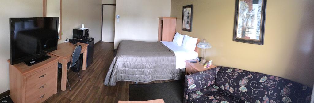 לוויס Hotel Motel Hospitalite מראה חיצוני תמונה