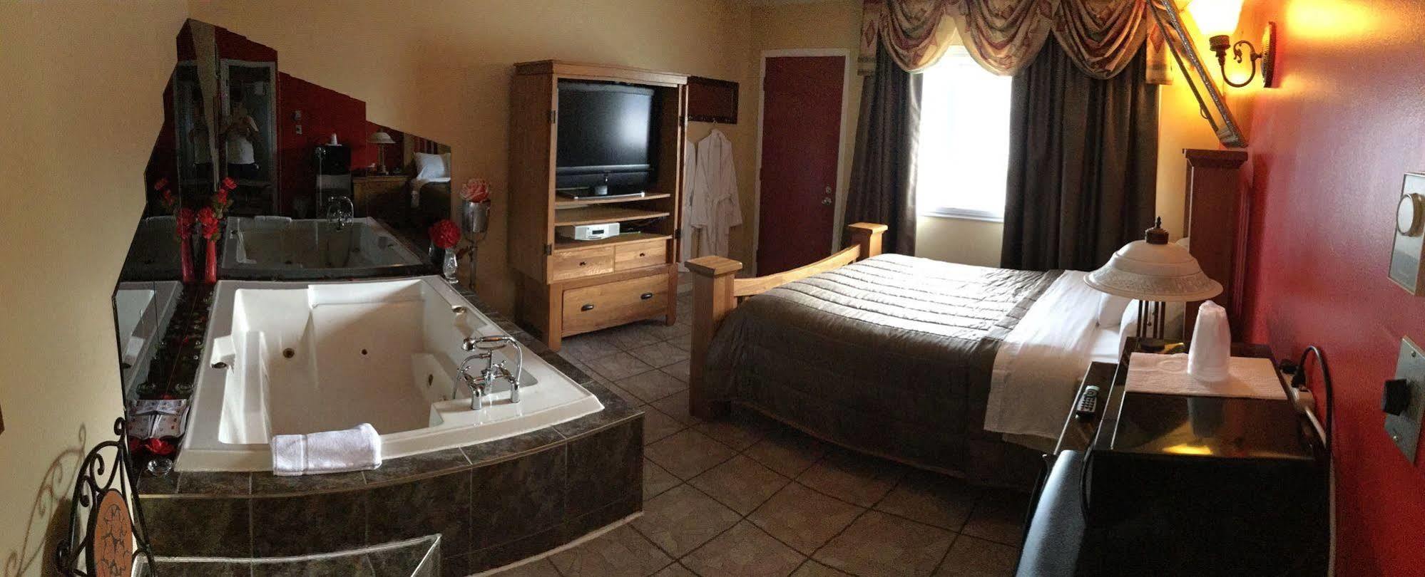 לוויס Hotel Motel Hospitalite מראה חיצוני תמונה